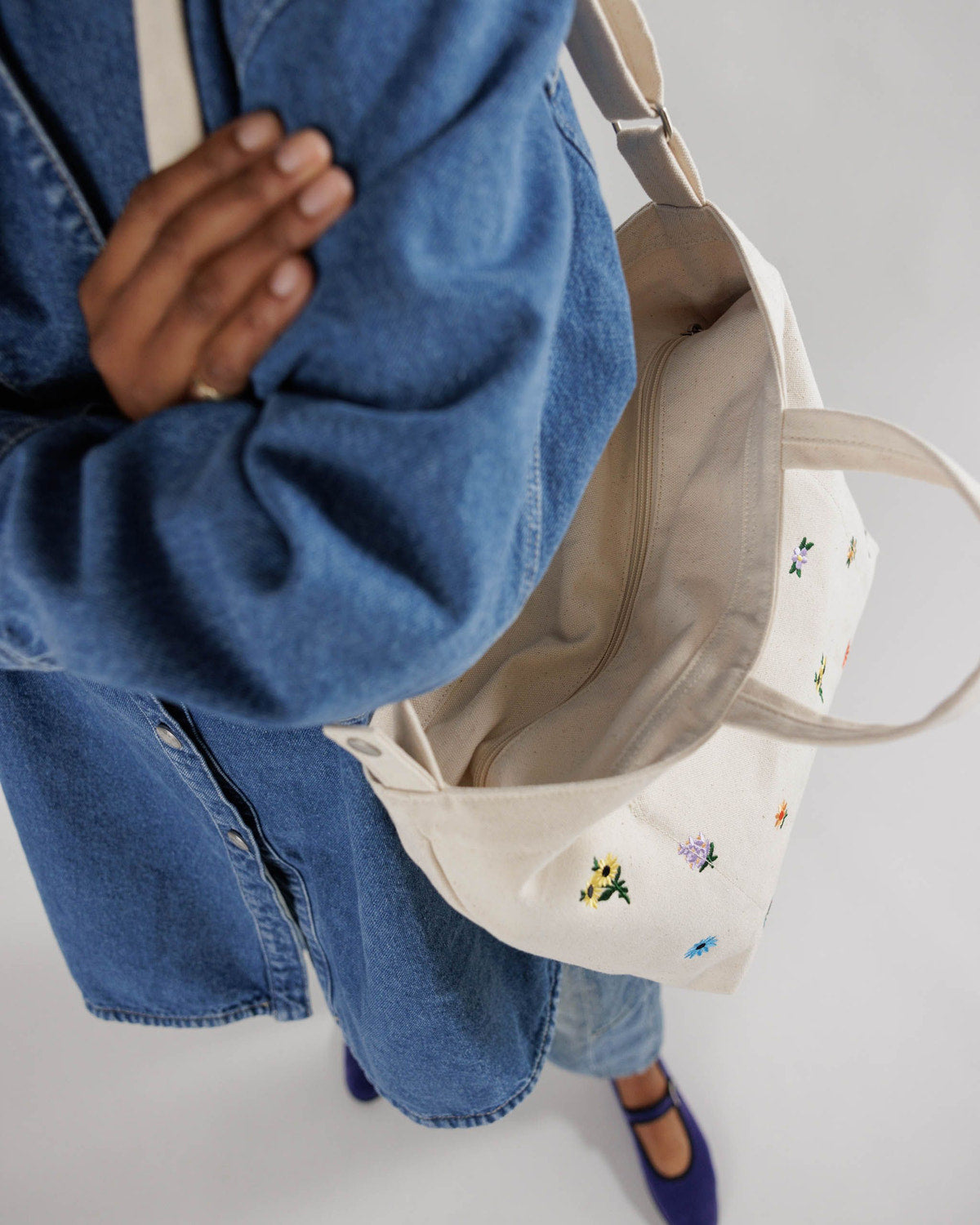 Baggu Everyday - Horizontal Zip Duck Bag Embroidered Ditsy Floral