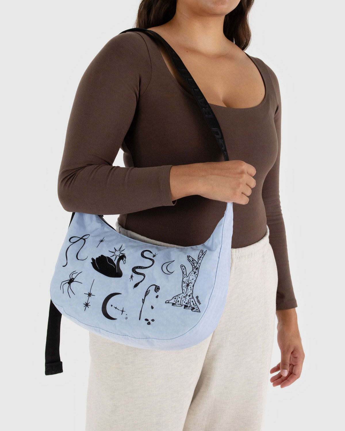 Baggu Recommended - Medium Nylon Crescent Bag Embroidered Ballet Icons