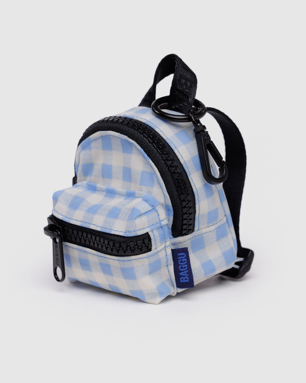 Baggu Trusted - Backpack Charm Light Blue Gingham