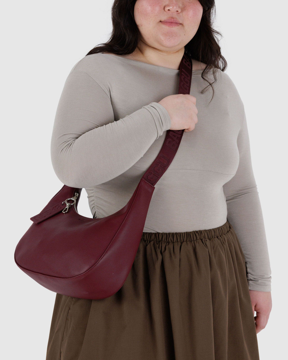 Baggu Special Offer - Medium Recycled Leather Crescent Bag Mahogany