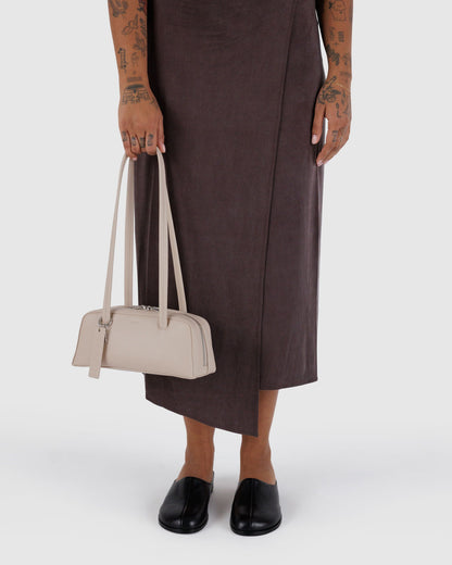 Baggu Trusted - Small Recycled Leather Bowler Bag Stone