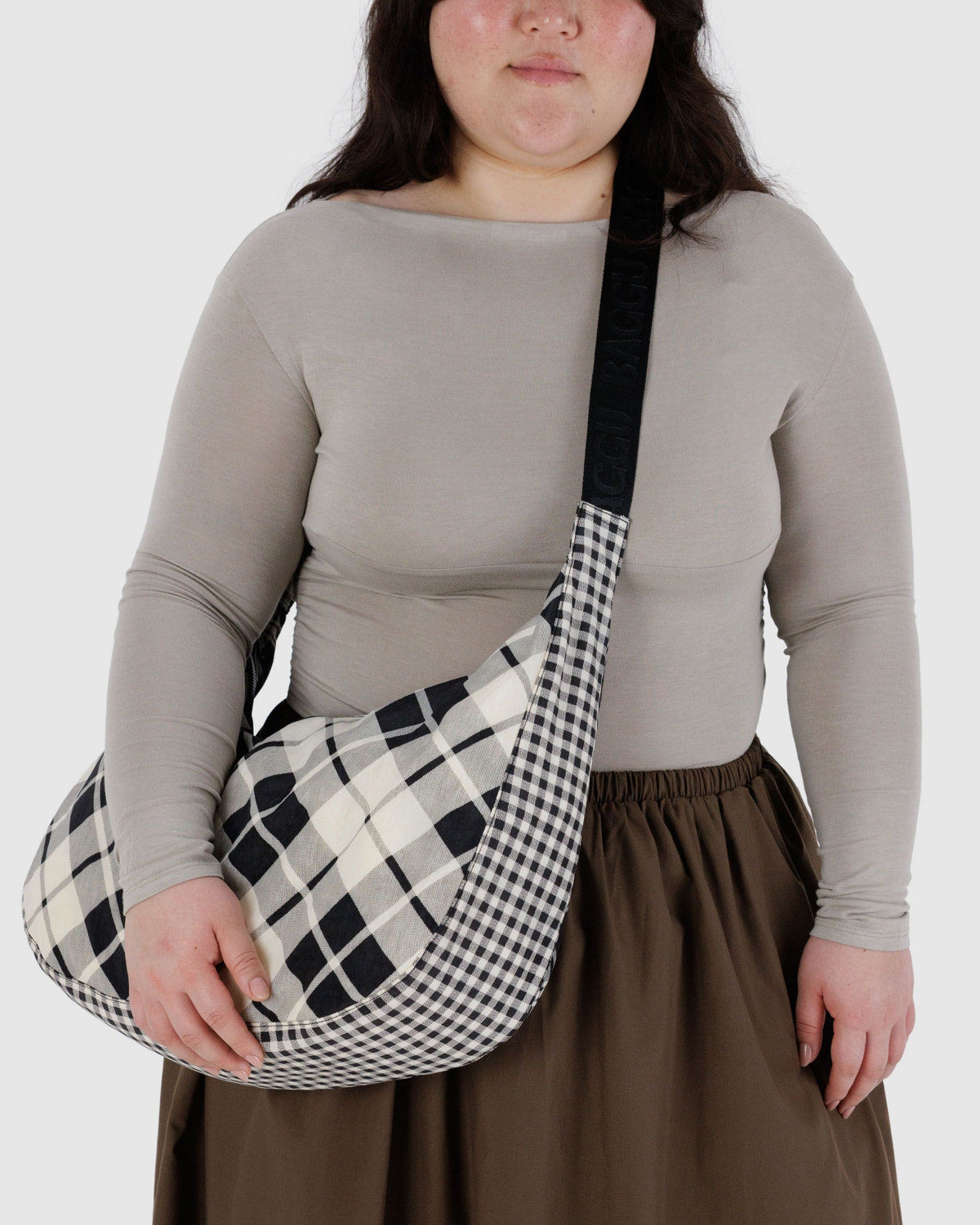 Baggu Deals - Large Nylon Crescent Bag Mixed Plaid