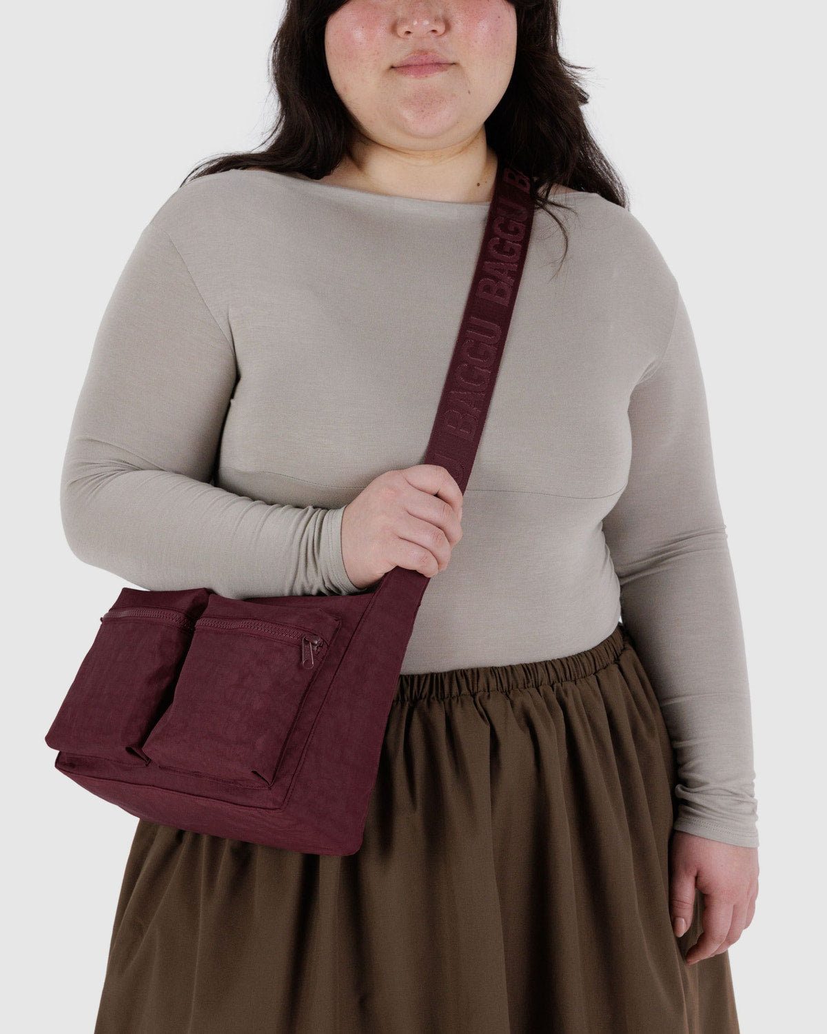 Baggu Essential - Medium Cargo Crossbody Mahogany