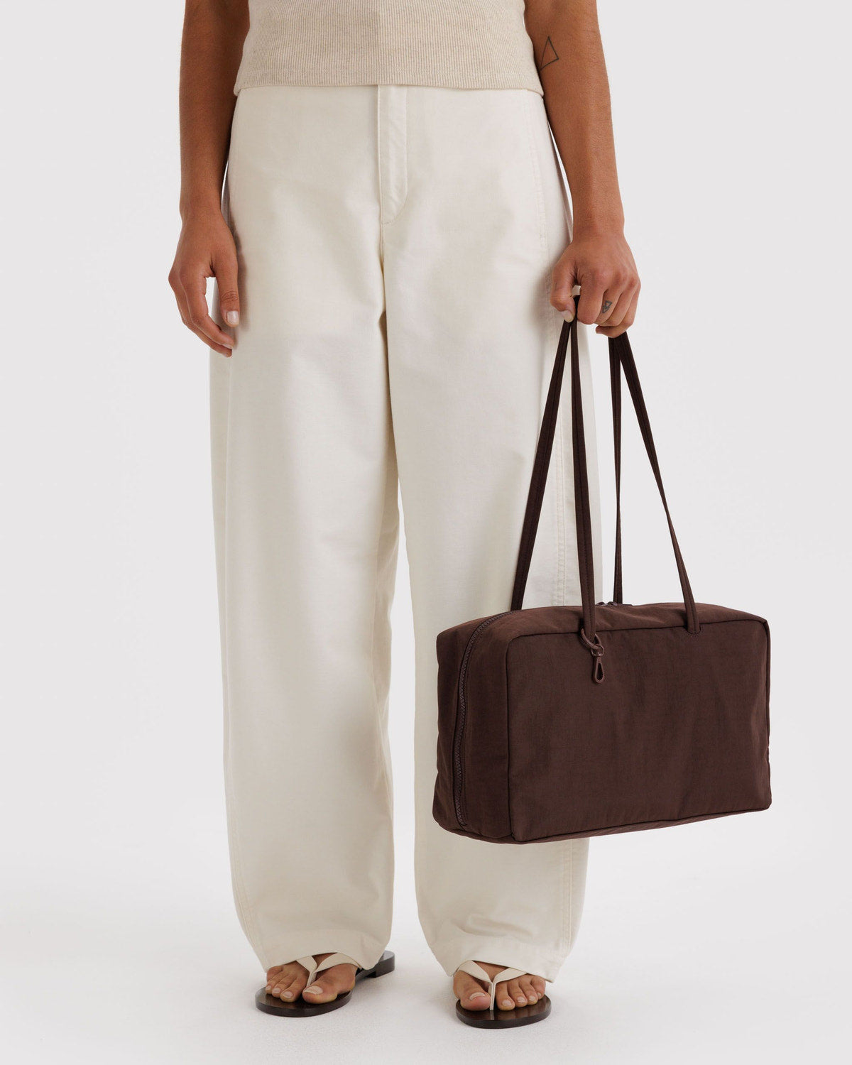 Baggu Essential - Medium Nylon Bowler Bag Coffee