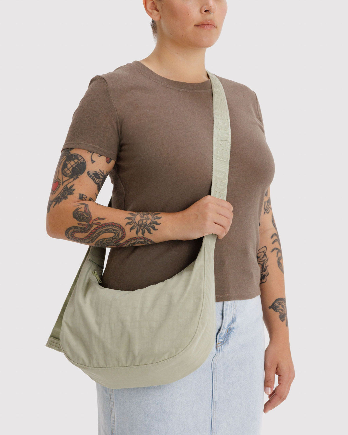 Baggu Top Pick - Medium Nylon Crescent Bag Celadon
