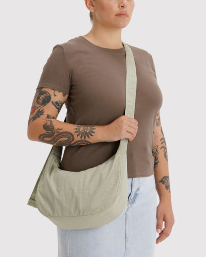 Baggu Top Pick - Medium Nylon Crescent Bag Celadon