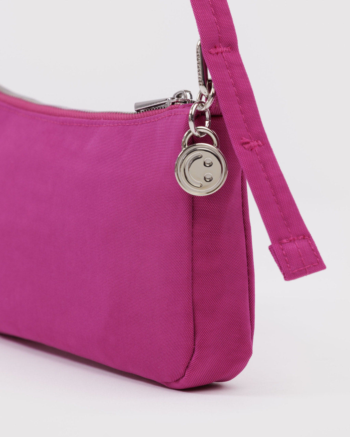 Baggu Great Value - Nylon Pochette Deep Fuchsia