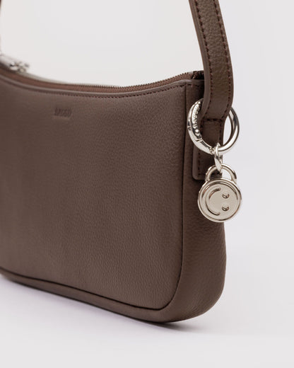Baggu Exclusive - Recycled Leather Pochette Brown