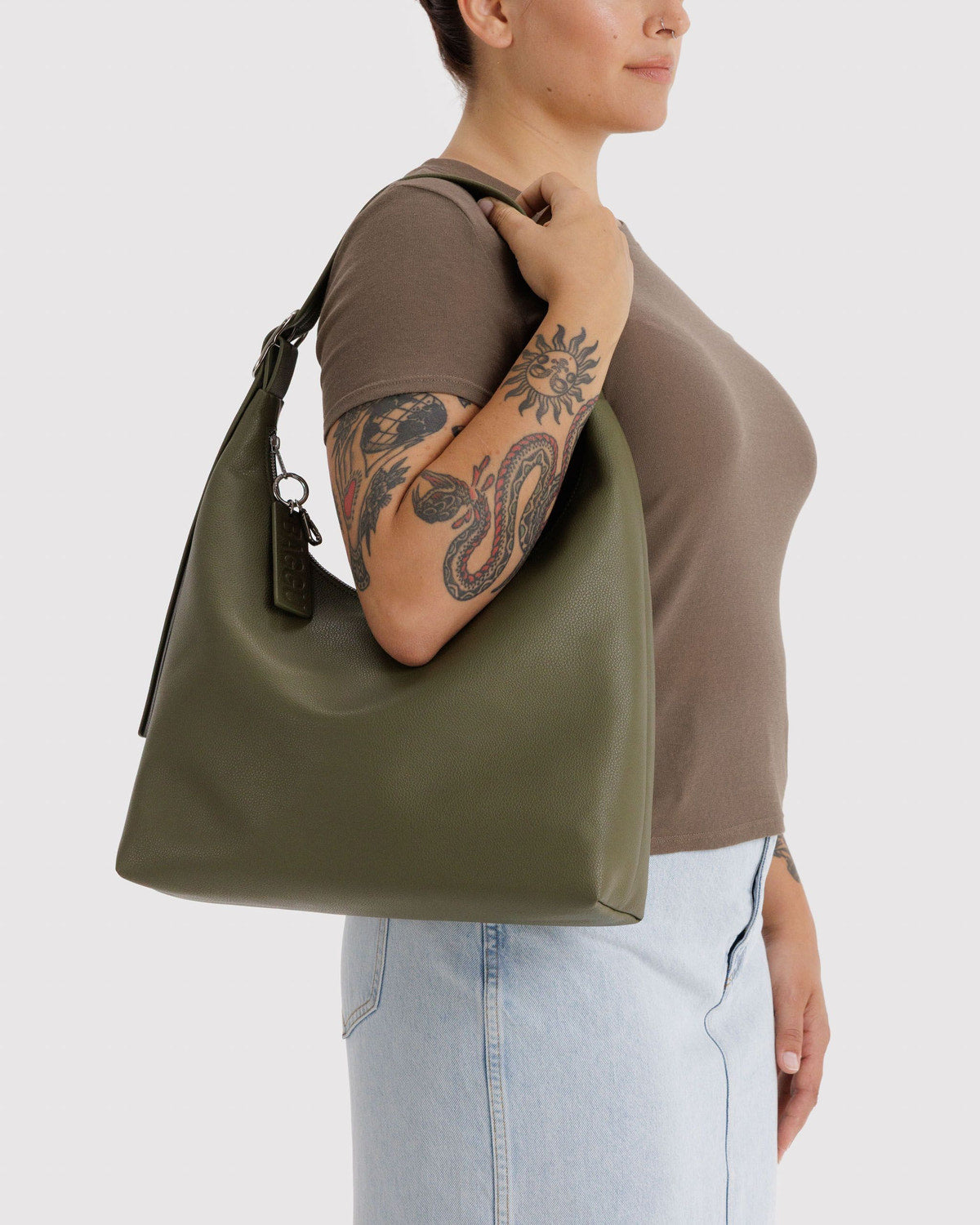 Baggu Premium - Recycled Leather Shoulder Bag Loden