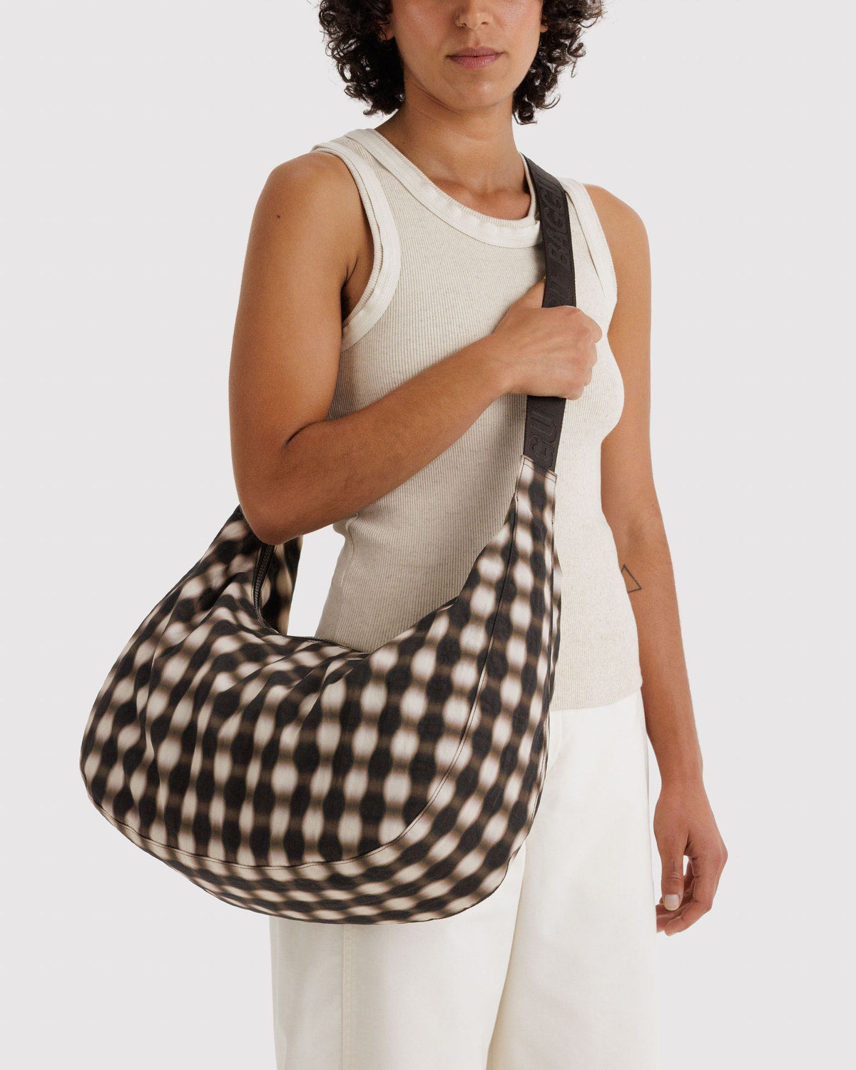 Baggu Quality - Large Nylon Crescent Bag Blurred Gingham Brown