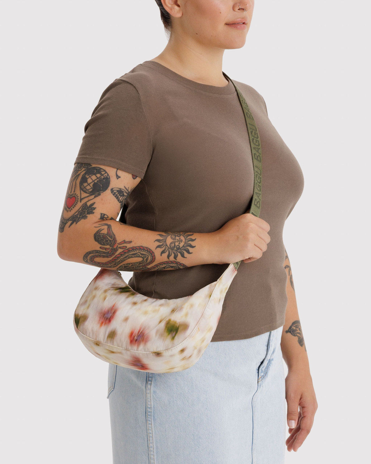 Baggu Classic - Small Nylon Crescent Bag Abstract Floral