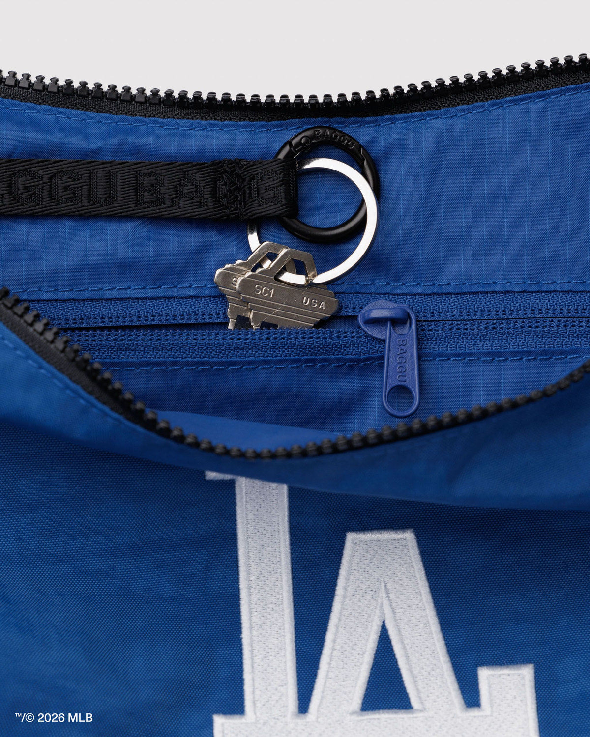 Baggu Premium - Medium Nylon Crescent Bag Los Angeles Dodgers™