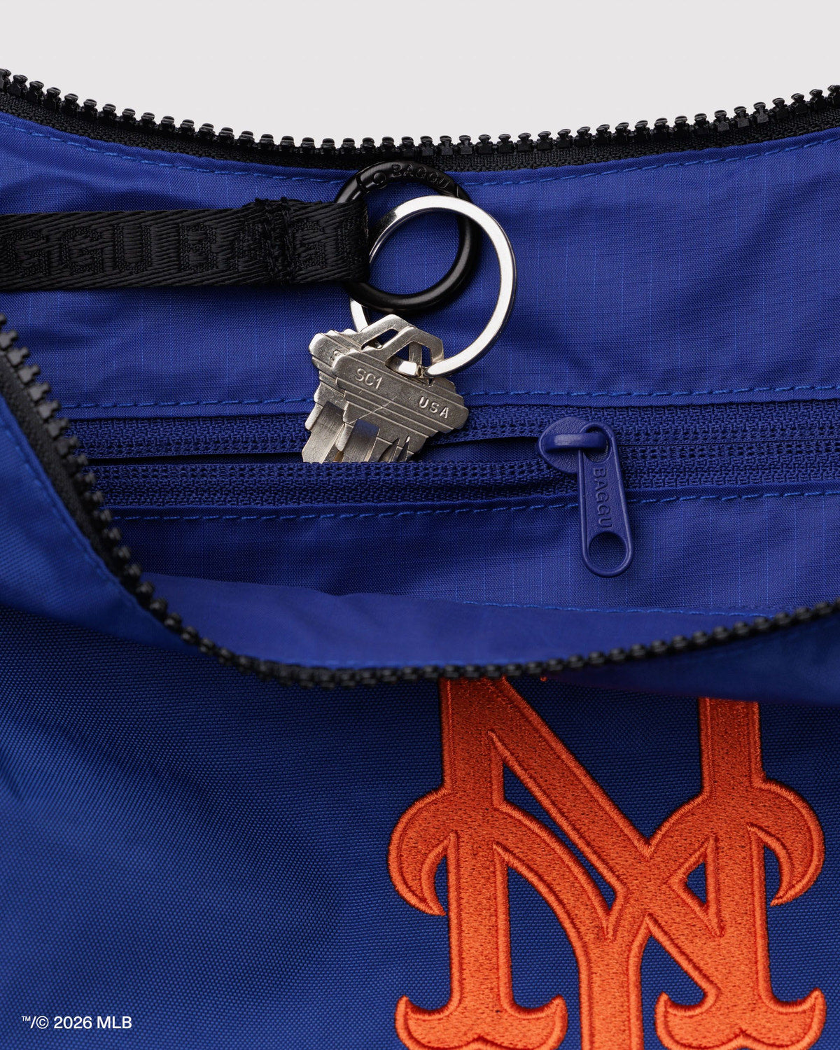 Baggu Classic - Medium Nylon Crescent Bag New York Mets™
